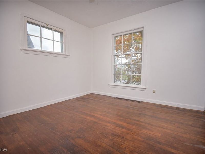 2901 Ralph Avenue, Cleveland, OH 44109 Photo 19