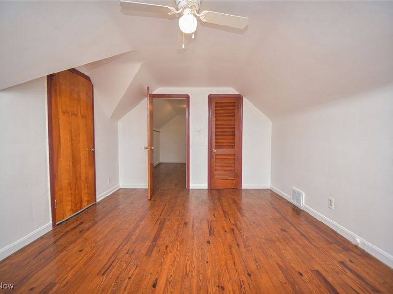 2901 Ralph Avenue, Cleveland, OH 44109 Photo 24