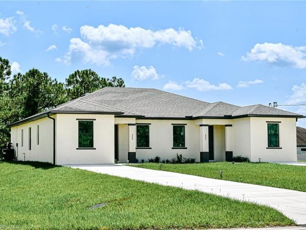 851/853 Motel ST E, Unit 851, LEHIGH ACRES, FL 33974