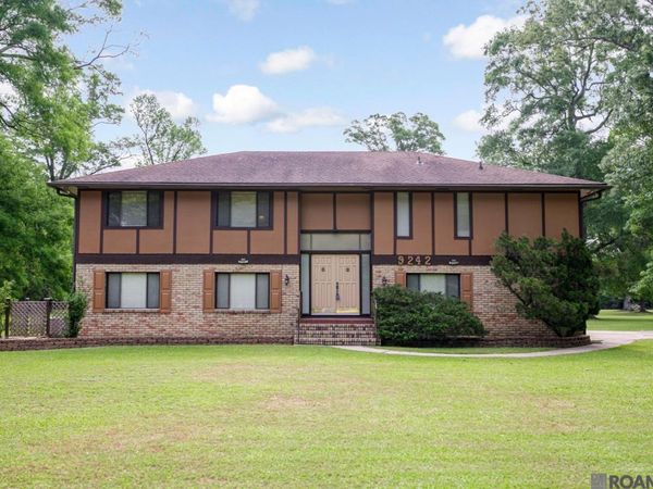 9242 Willow Creek, Greenwell Springs, LA 70739