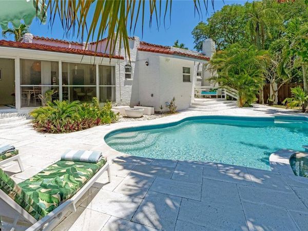 1601 Washington St, Hollywood, FL 33020