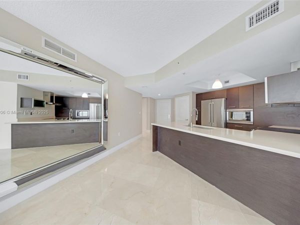 150 Sunny Isles Blvd, Unit 601, Sunny Isles Beach, FL 33160