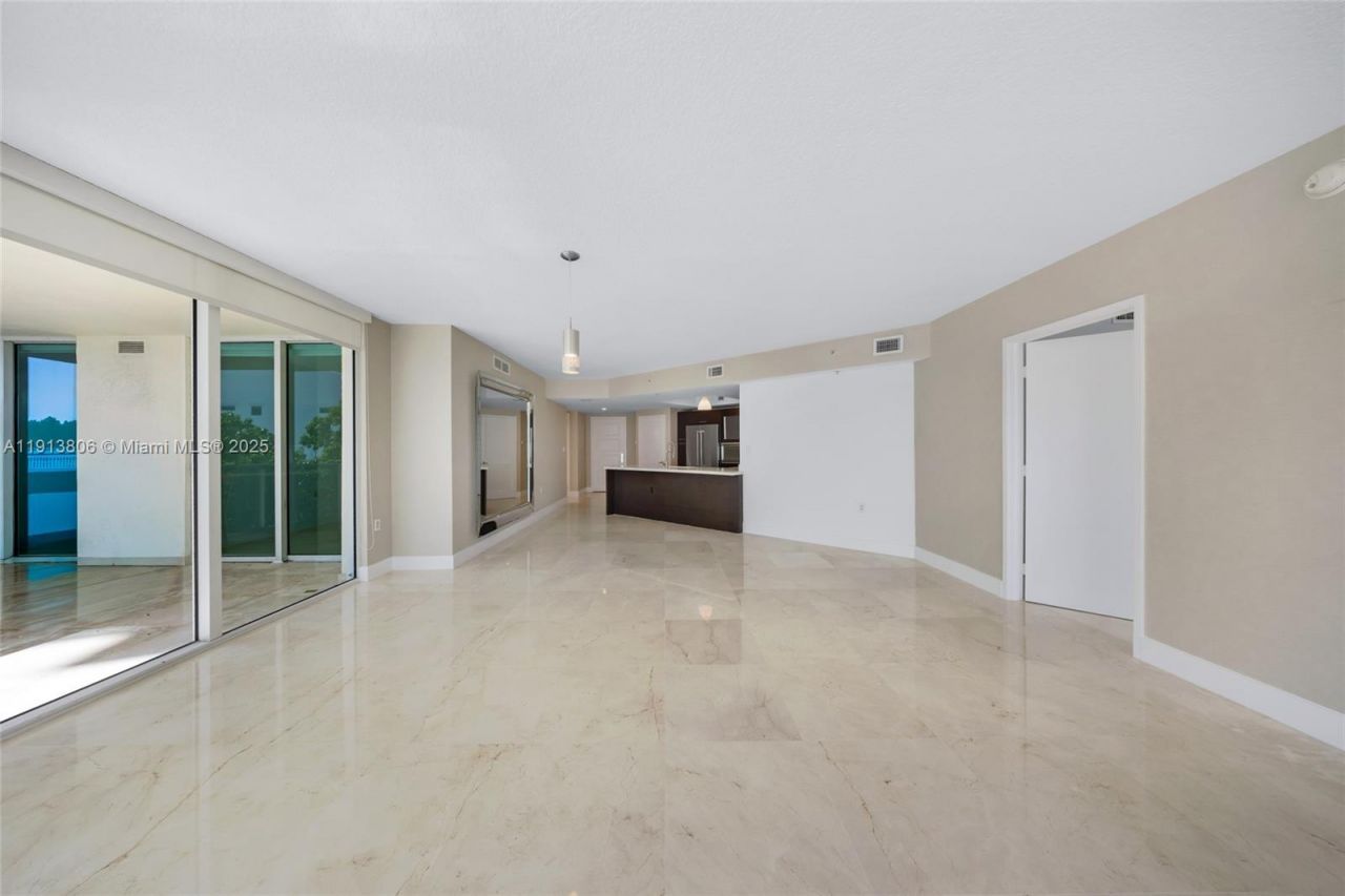 150 Sunny Isles Blvd, Unit 601, Sunny Isles Beach, FL 33160 Photo
