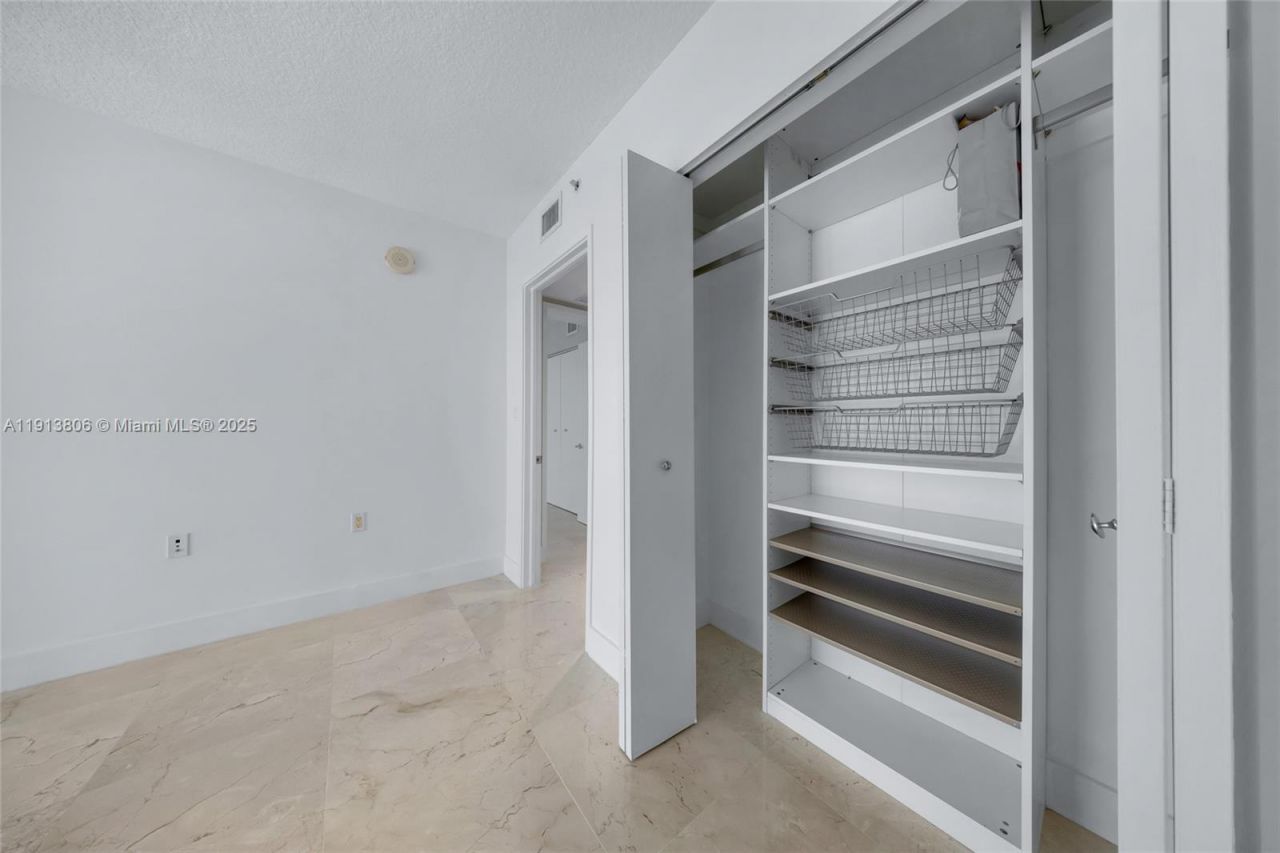 150 Sunny Isles Blvd, Unit 601, Sunny Isles Beach, FL 33160 Photo