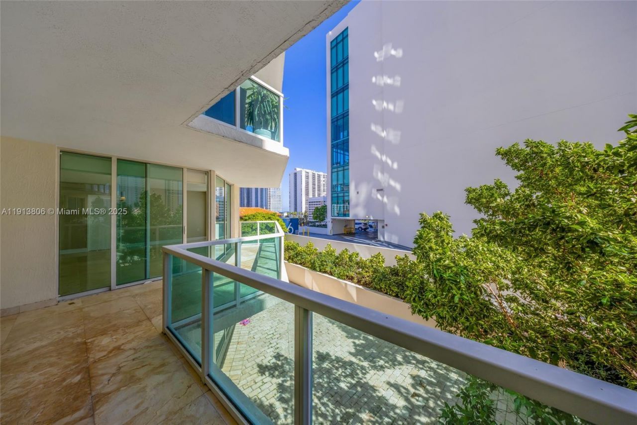 150 Sunny Isles Blvd, Unit 601, Sunny Isles Beach, FL 33160 Photo