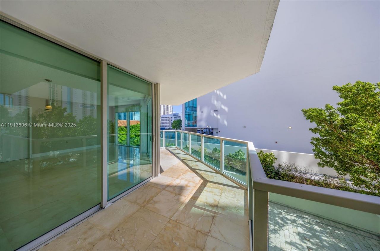 150 Sunny Isles Blvd, Unit 601, Sunny Isles Beach, FL 33160 Photo