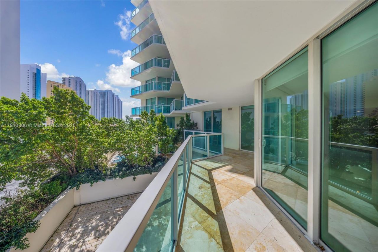150 Sunny Isles Blvd, Unit 601, Sunny Isles Beach, FL 33160 Photo