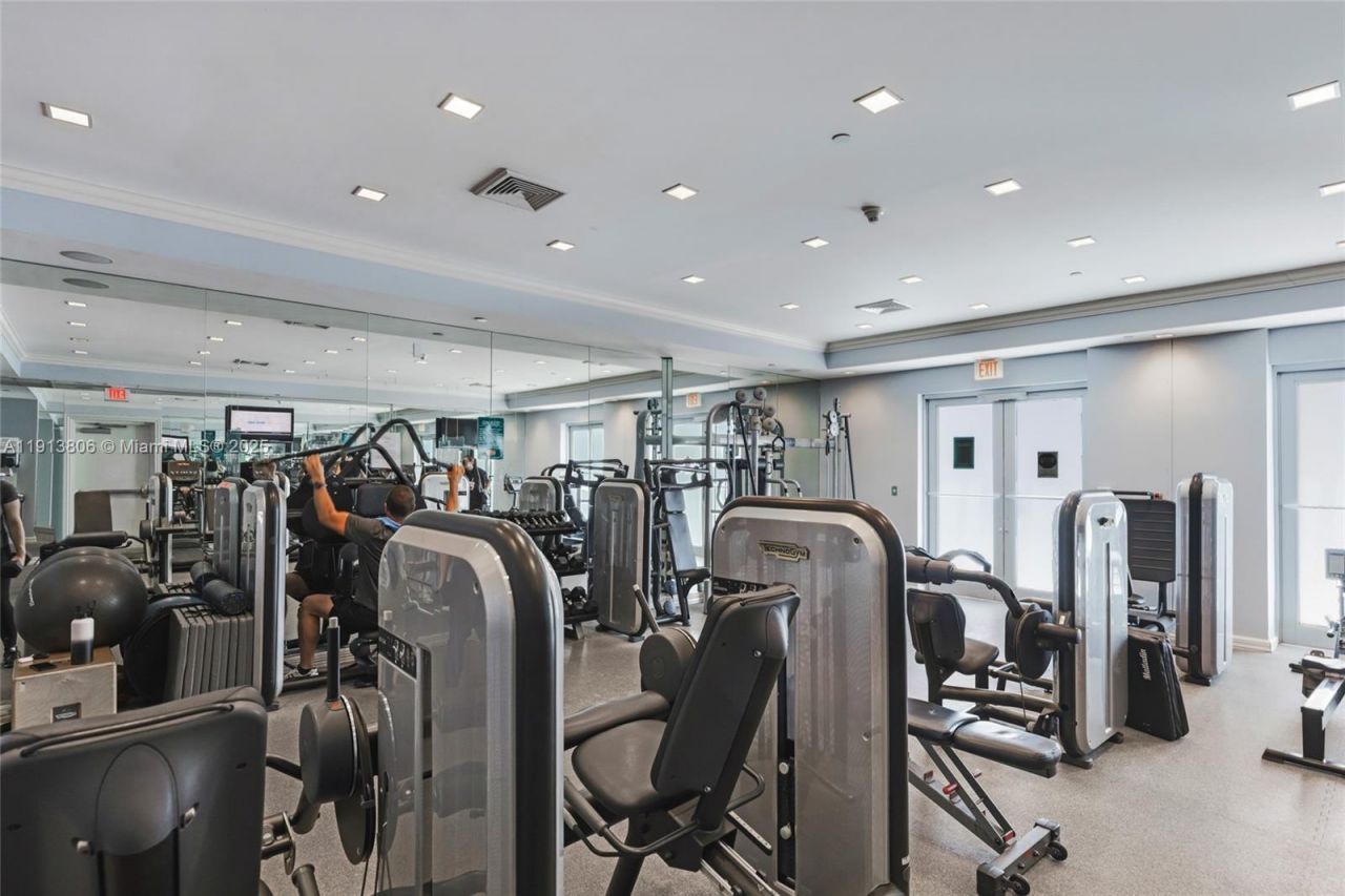 150 Sunny Isles Blvd, Unit 601, Sunny Isles Beach, FL 33160 Photo