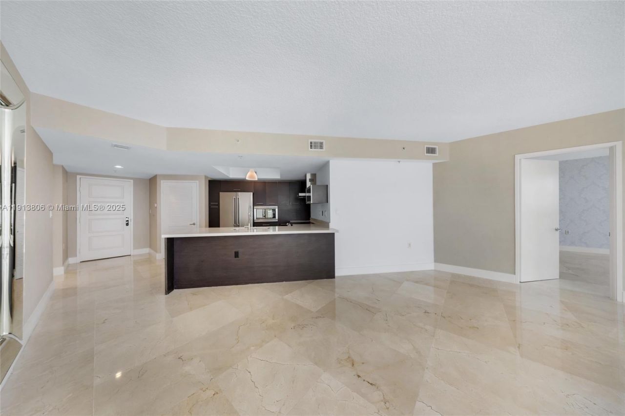 150 Sunny Isles Blvd, Unit 601, Sunny Isles Beach, FL 33160 Photo