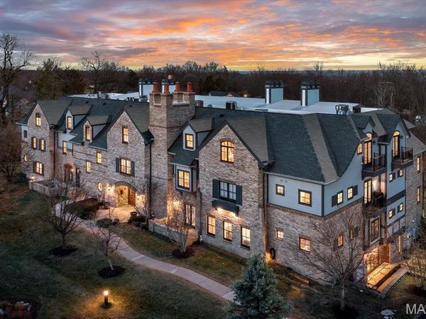 12420 Rott Road, Unit 2B, Sunset Hills, MO 63127