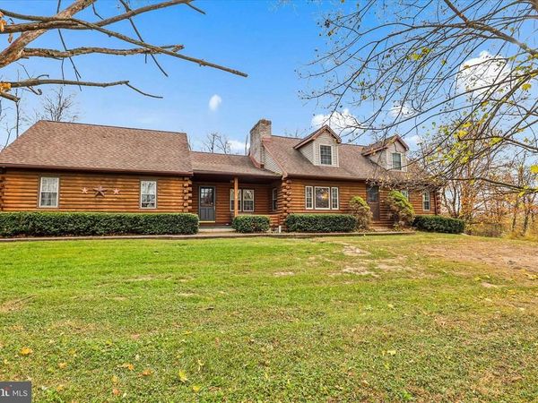 181 GOOSEVILLE ROAD, NEW OXFORD, PA 17350