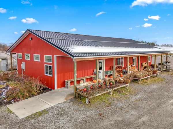 645 S Meridian Road, Hudson, MI 49247