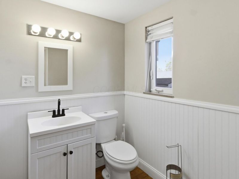 2255 Harrisburg Pike, Grove City, OH 43123 Photo 13