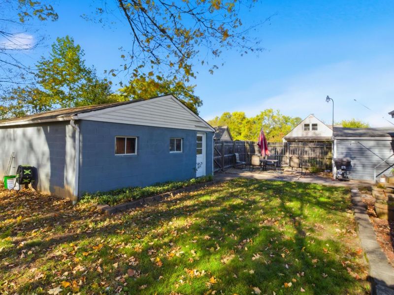 2255 Harrisburg Pike, Grove City, OH 43123 Photo 28