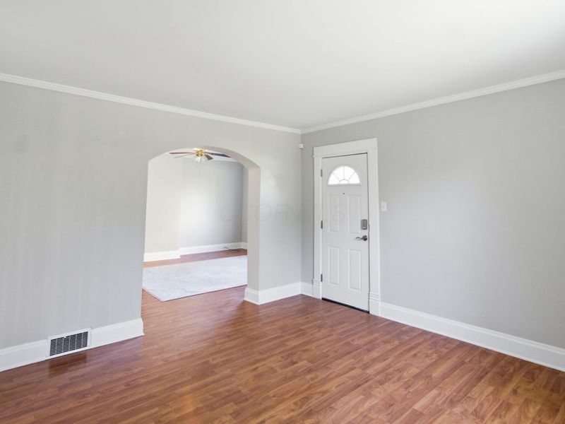 2255 Harrisburg Pike, Grove City, OH 43123 Photo 3