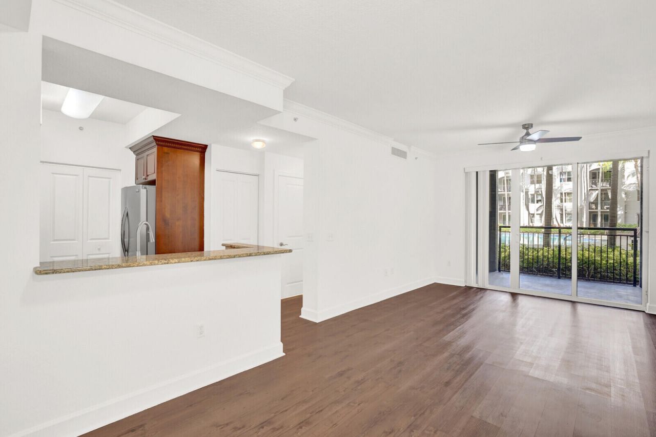 1690 Renaissance Commons Boulevard, Unit 1121, Boynton Beach, FL 33426 Photo