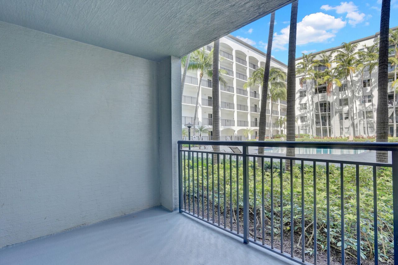 1690 Renaissance Commons Boulevard, Unit 1121, Boynton Beach, FL 33426 Photo