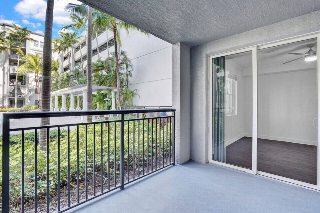 1690 Renaissance Commons Boulevard, Unit 1121, Boynton Beach, FL 33426 Photo