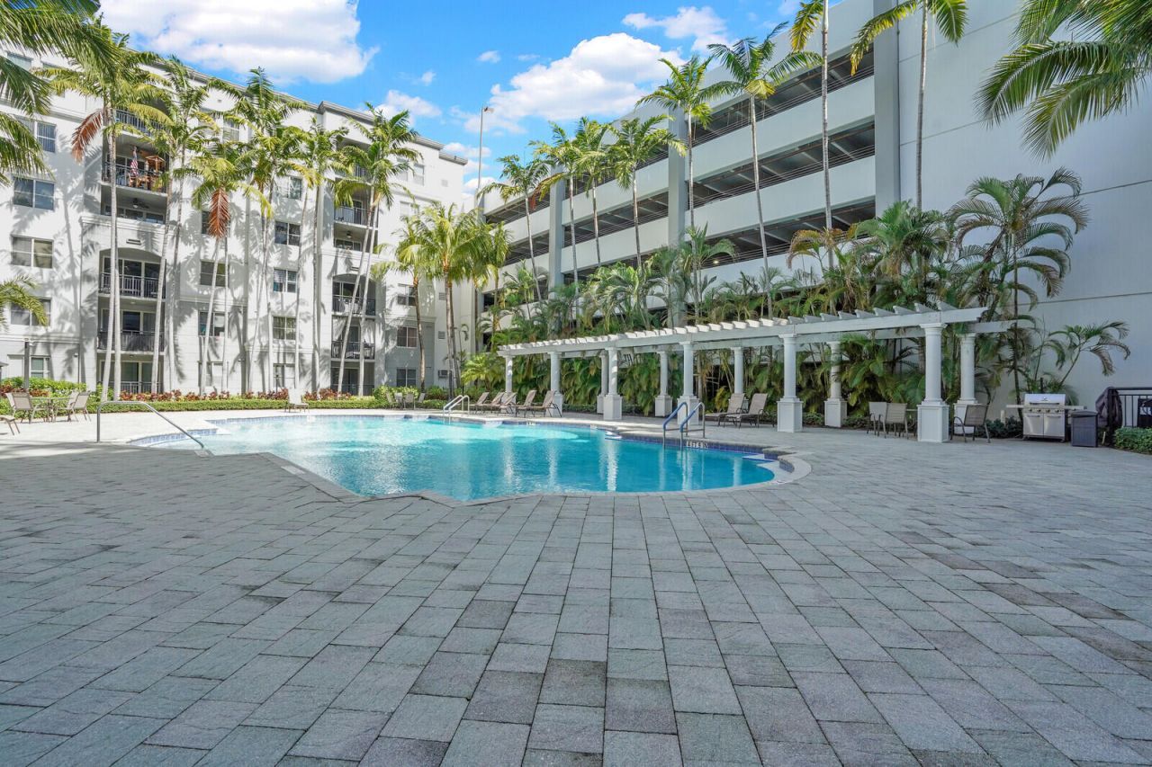 1690 Renaissance Commons Boulevard, Unit 1121, Boynton Beach, FL 33426 Photo