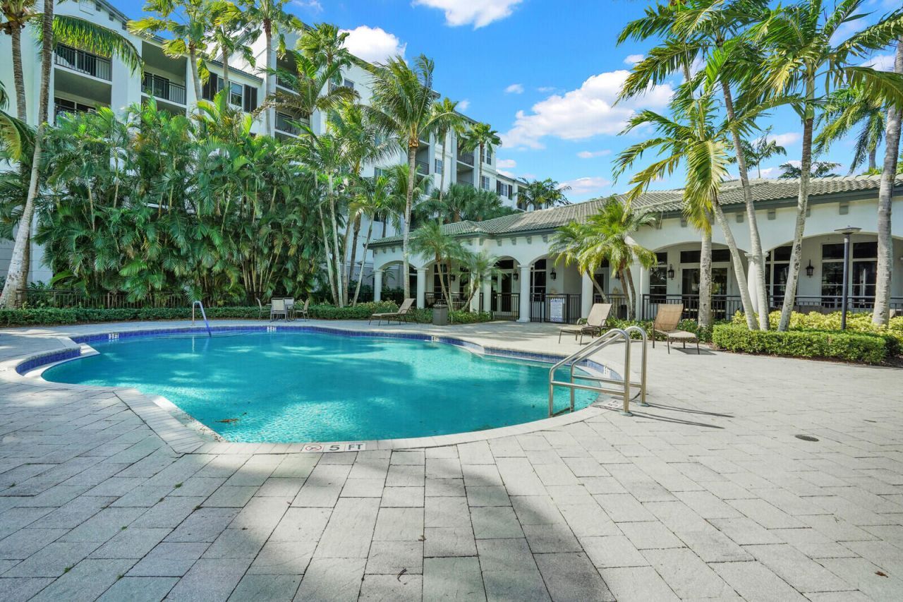 1690 Renaissance Commons Boulevard, Unit 1121, Boynton Beach, FL 33426 Photo