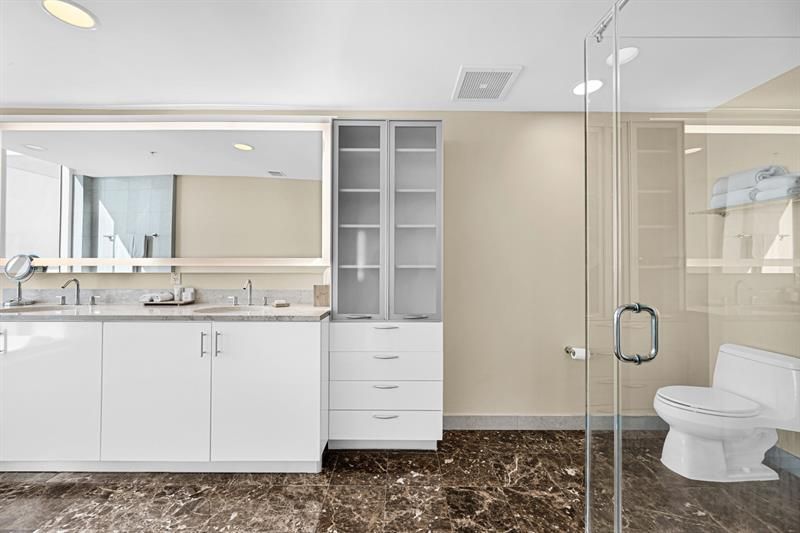 505 N Ft Lauderdale Bch Boulevard, Unit 2018, Fort Lauderdale, FL 33304 Photo