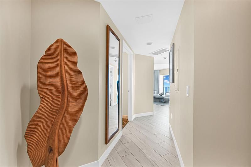 505 N Ft Lauderdale Bch Boulevard, Unit 2018, Fort Lauderdale, FL 33304 Photo