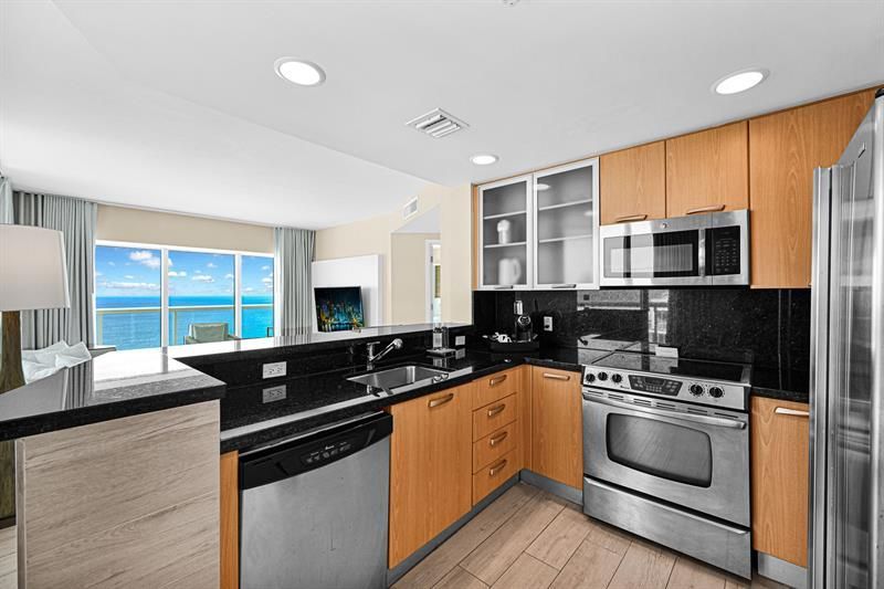 505 N Ft Lauderdale Bch Boulevard, Unit 2018, Fort Lauderdale, FL 33304 Photo