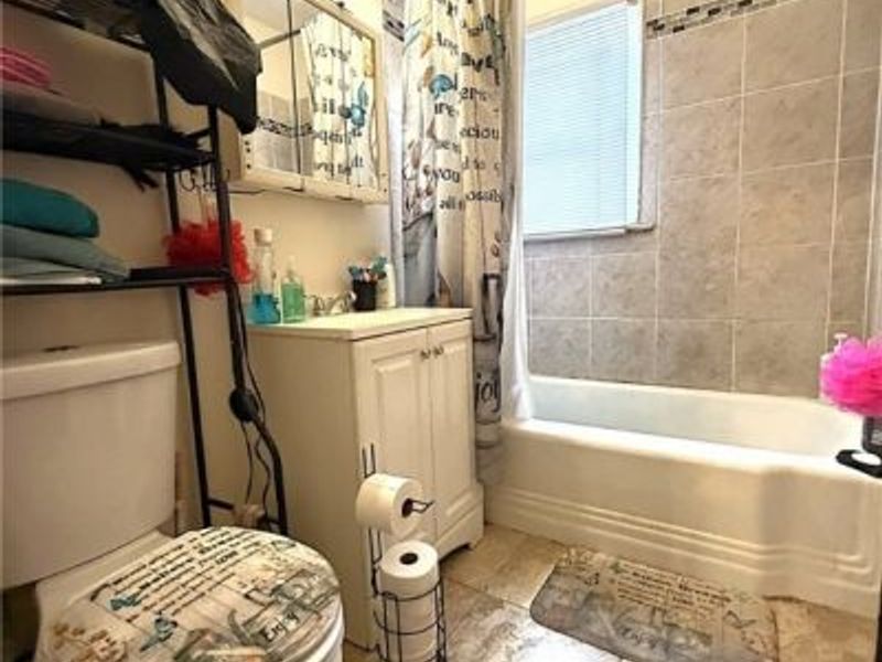 3453 E 105th Street, Cleveland, OH 44108 Photo 18