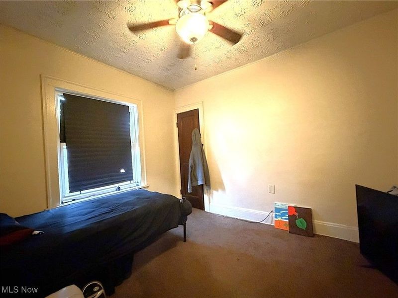 3453 E 105th Street, Cleveland, OH 44108 Photo 20