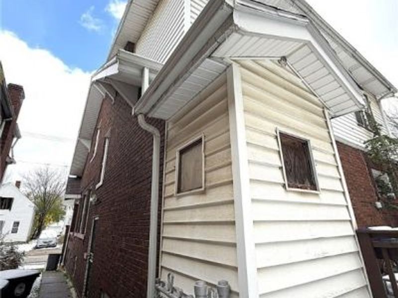 3453 E 105th Street, Cleveland, OH 44108 Photo 39