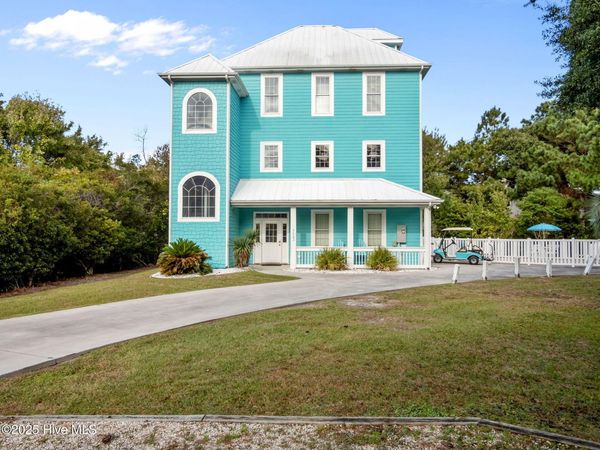 9902 Colonel Hanson Court, Emerald Isle, NC 28594