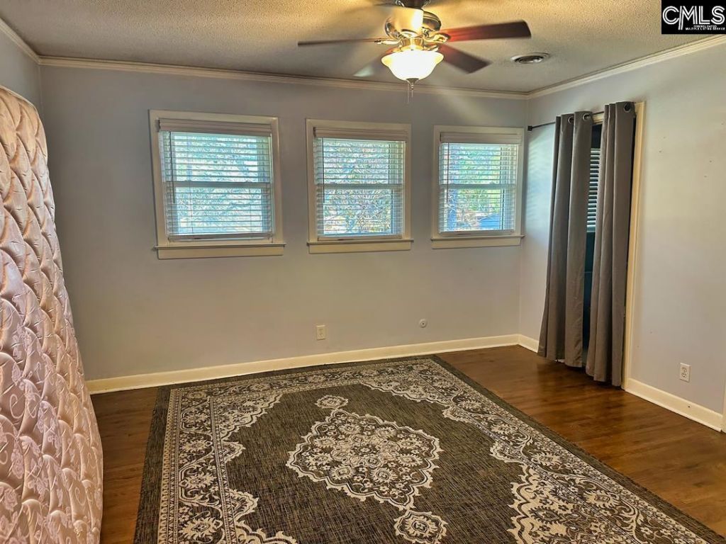 6627 Formosa Drive Photo 12