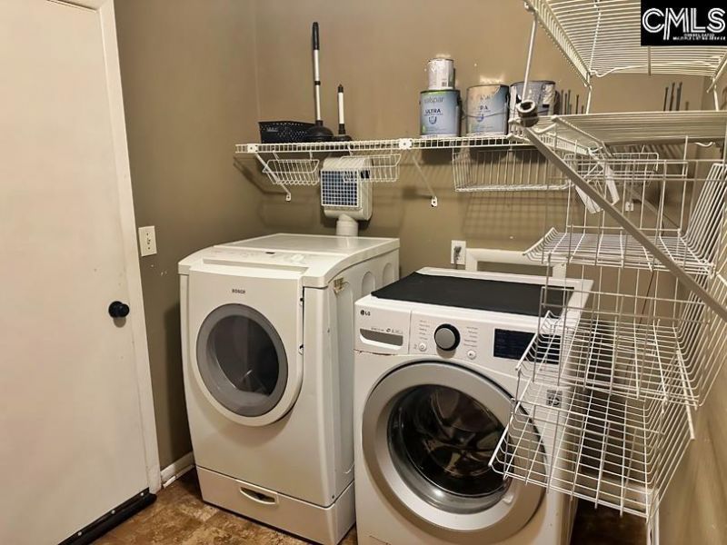 6627 Formosa Drive Photo 24