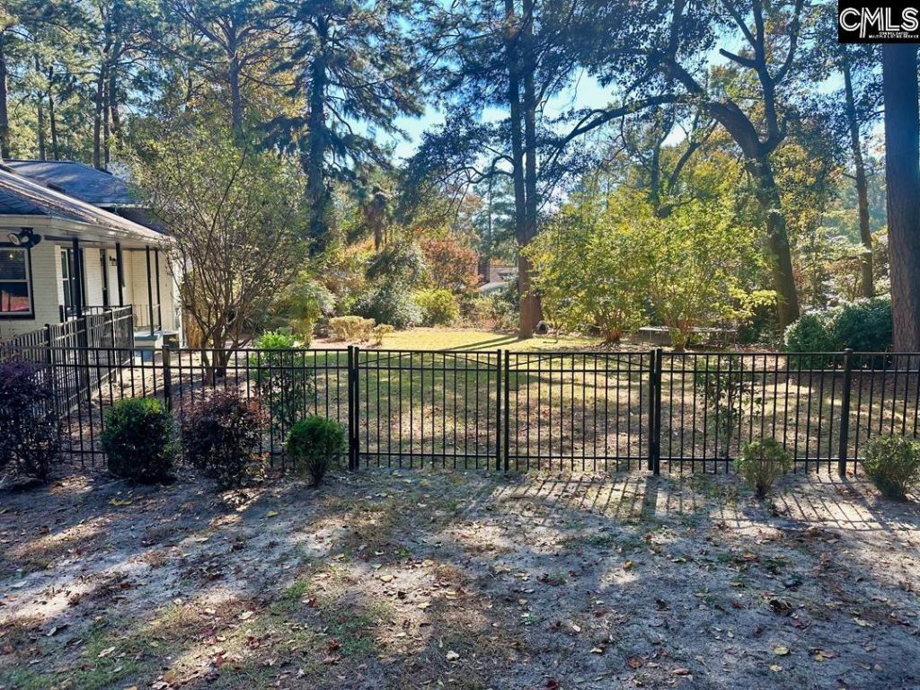 6627 Formosa Drive Photo 30