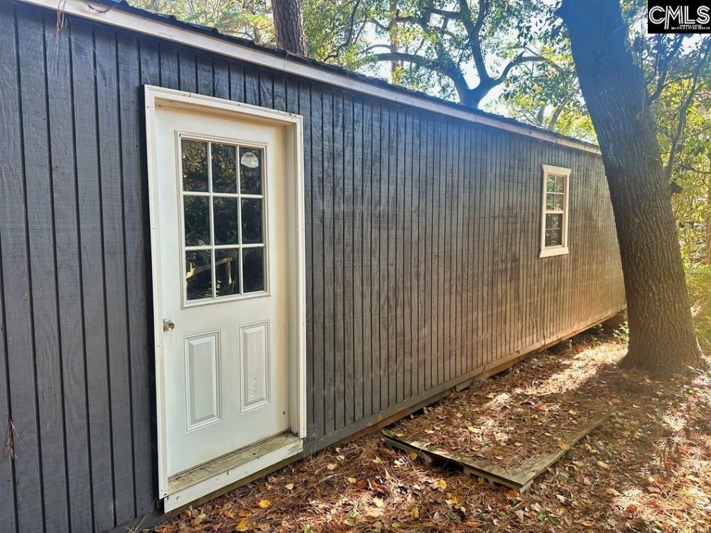 6627 Formosa Drive Photo 32