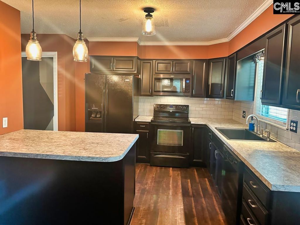 6627 Formosa Drive Photo 6