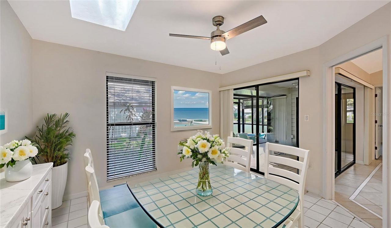 4799 Oak Forest Drive W, Unit 43, Sarasota, FL 34231 Photo
