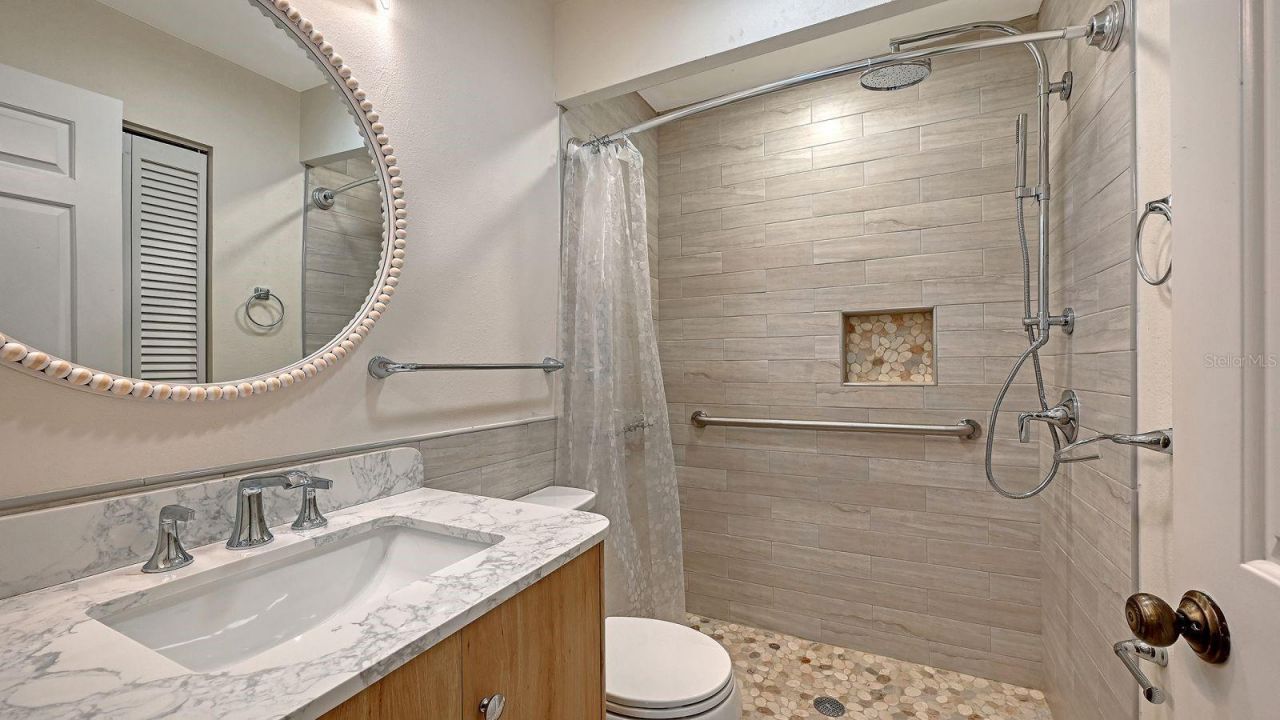 4799 Oak Forest Drive W, Unit 43, Sarasota, FL 34231 Photo