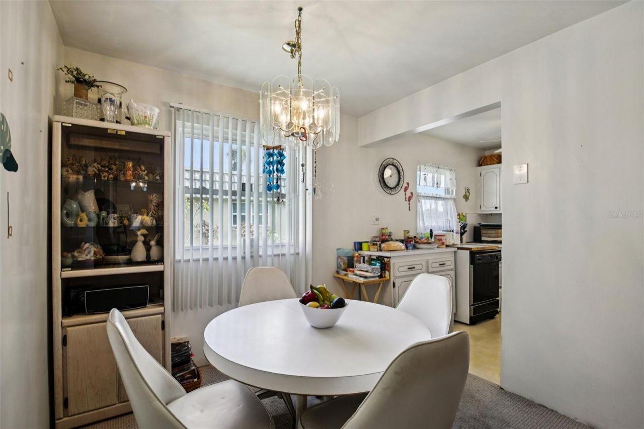 201 Kings Boulevard, Unit 13, Sun City Center, FL 33573 Photo