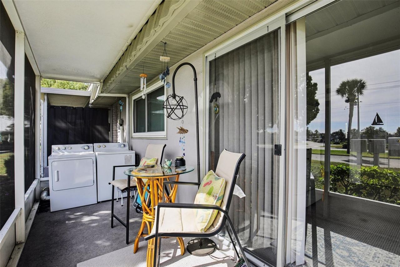 201 Kings Boulevard, Unit 13, Sun City Center, FL 33573 Photo