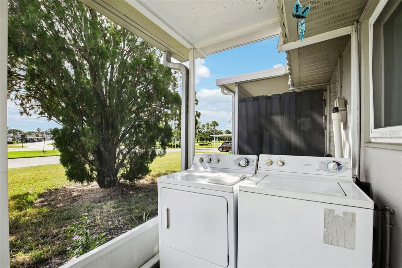 201 Kings Boulevard, Unit 13, Sun City Center, FL 33573 Photo