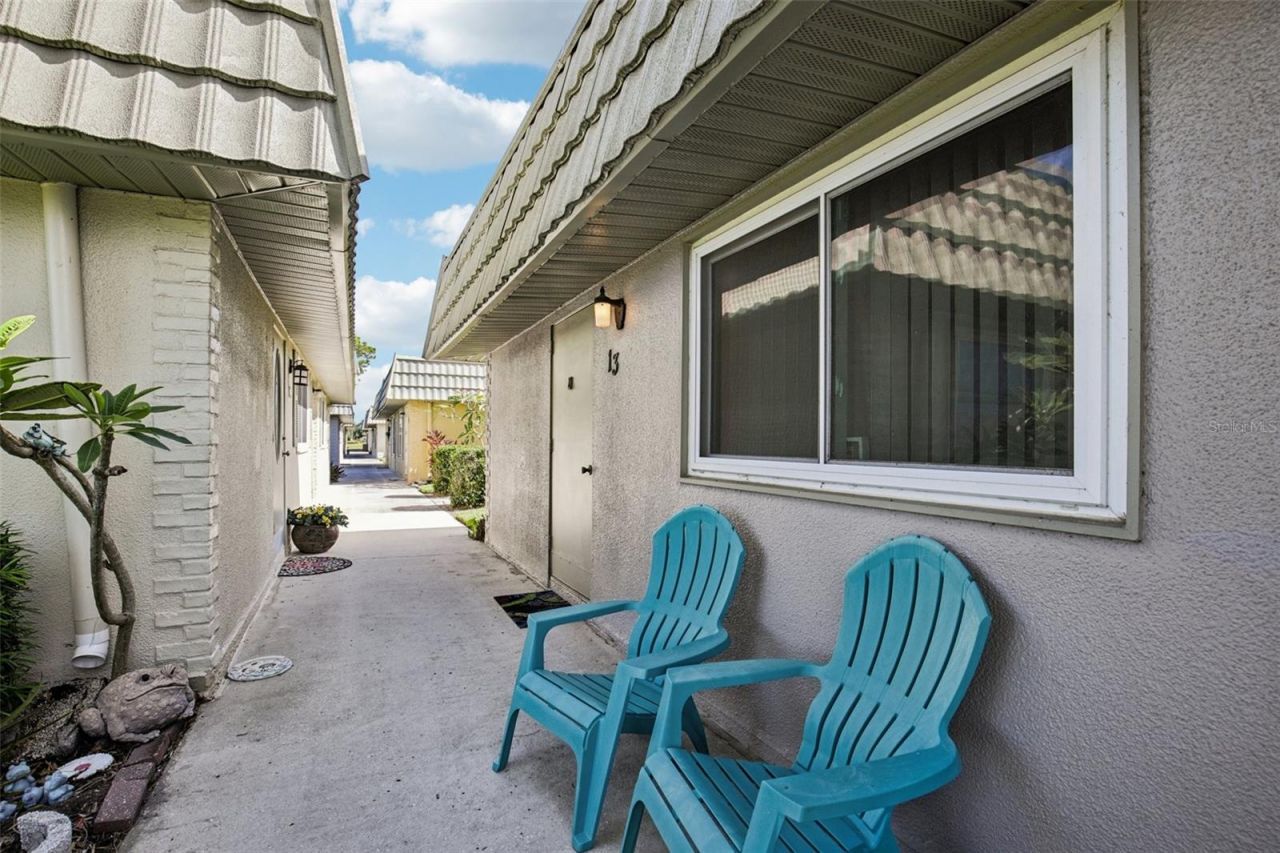 201 Kings Boulevard, Unit 13, Sun City Center, FL 33573 Photo