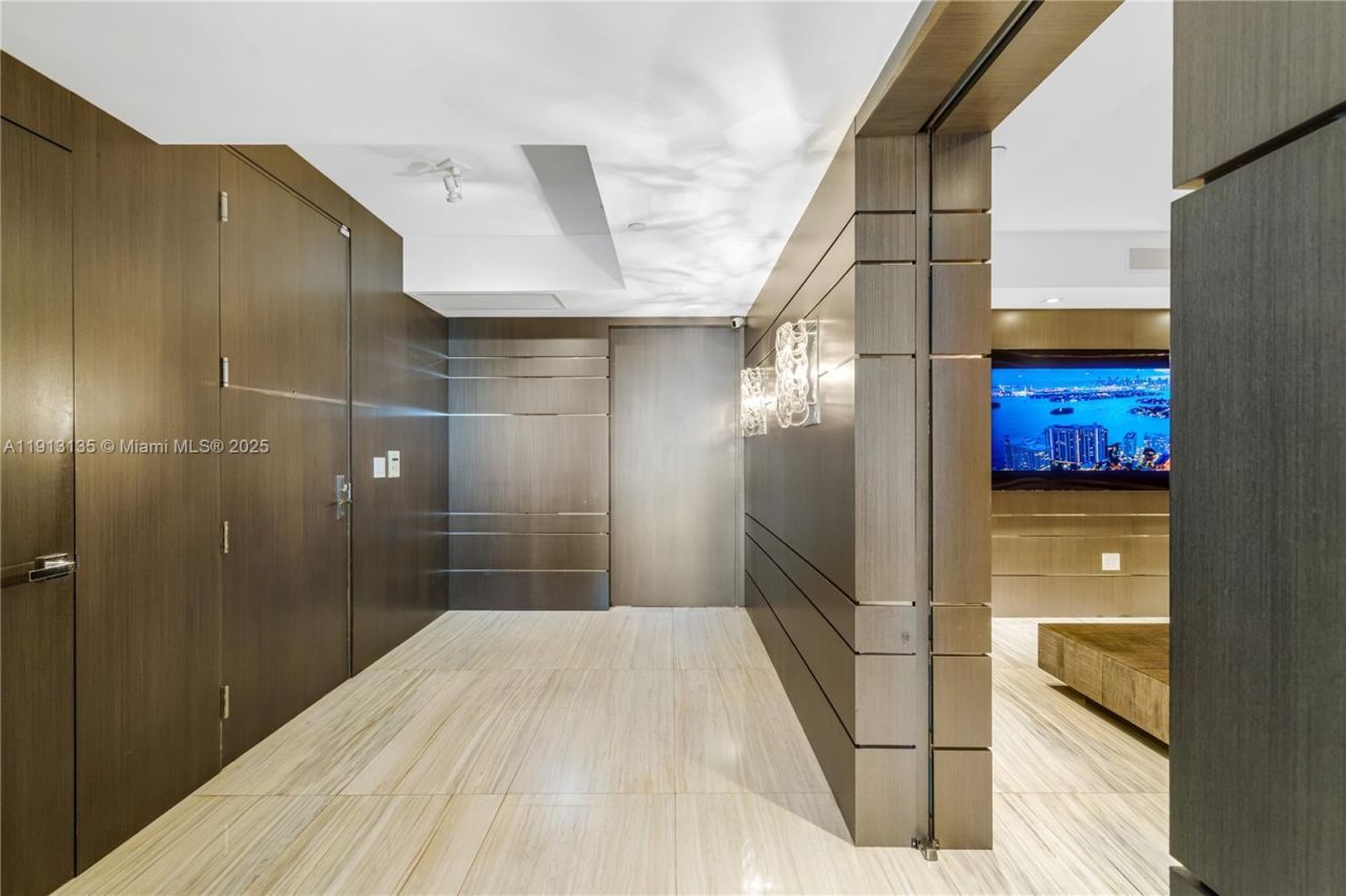 3301 NE 183rd St, Unit PH 3007/30, Aventura, FL 33160 Photo