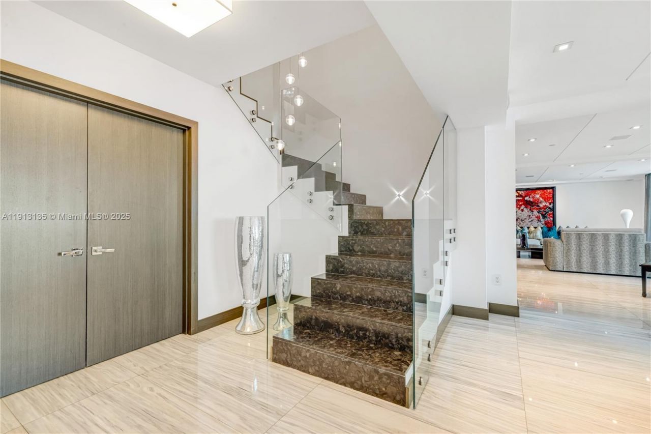 3301 NE 183rd St, Unit PH 3007/30, Aventura, FL 33160 Photo