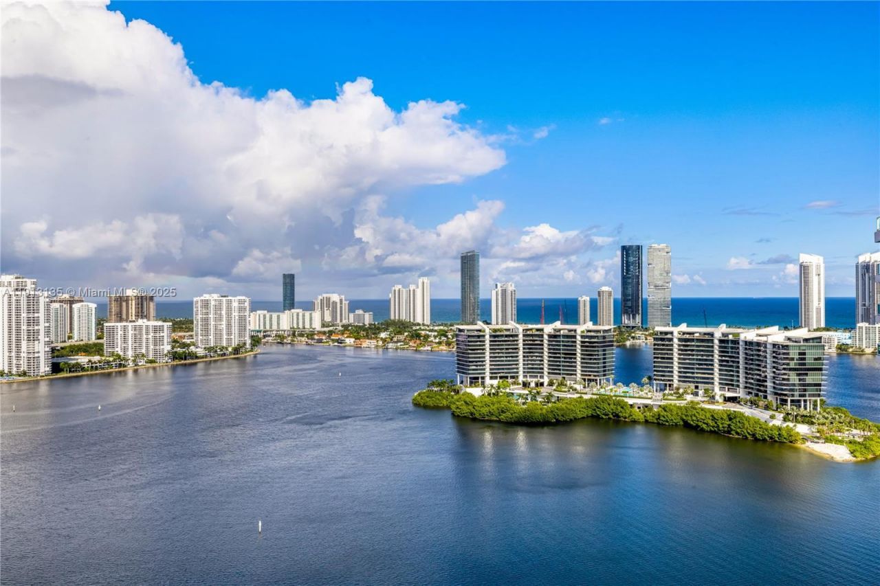 3301 NE 183rd St, Unit PH 3007/30, Aventura, FL 33160 Photo