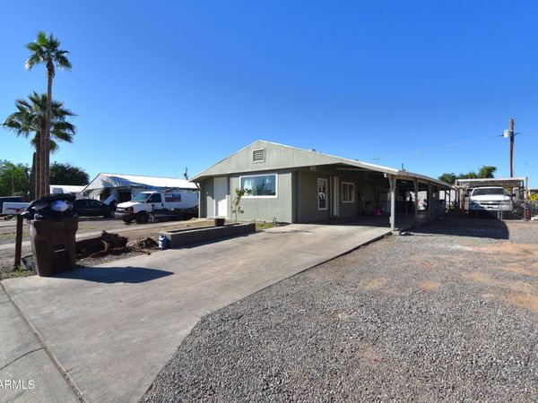 672 S 93RD Way, Mesa, AZ 85208