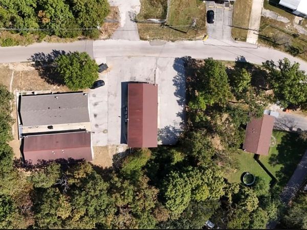 206 Kronos Drive, De Soto, MO 63020