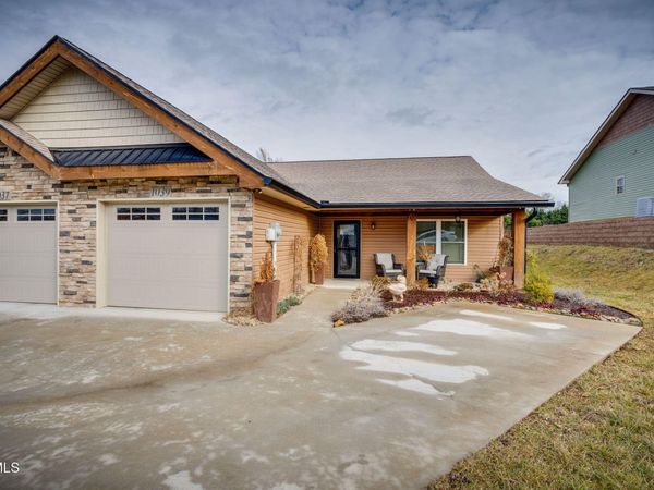 1039 Traders Walk, Johnson City, TN 37601