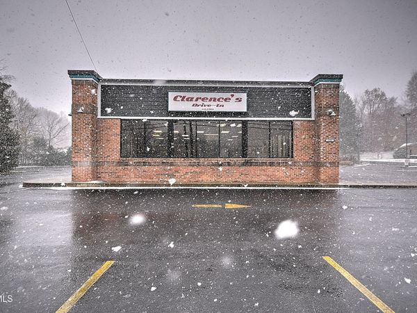 1502 North N Main Ave Avenue, Erwin, TN 37650