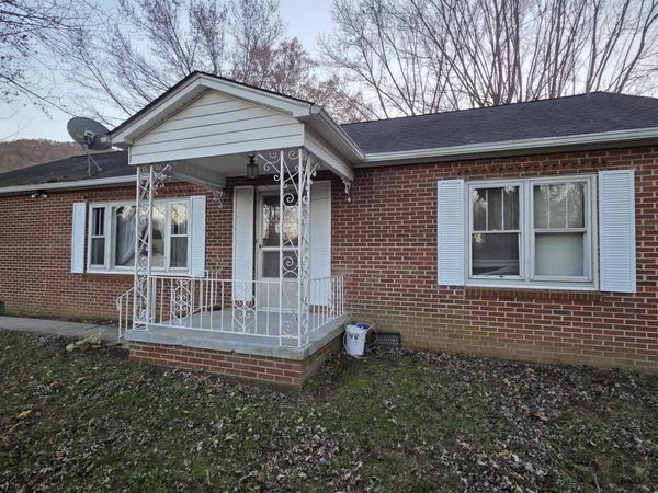 992 Walden Ridge Lane, Caryville, TN 37714